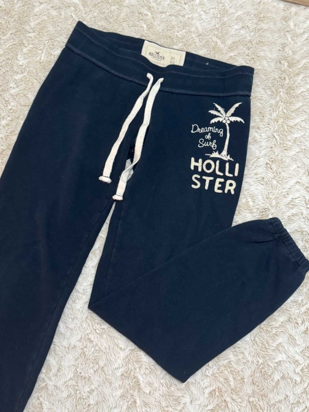 Vintage Hollister navy blue sweatpants with white embroidery